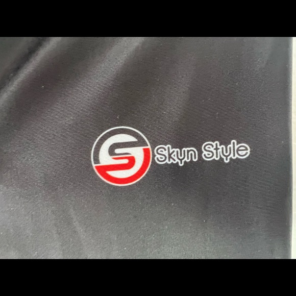 Skyn Style Youth Basketball Leggings Navajo Design Native American rare - Picture 5 of 6